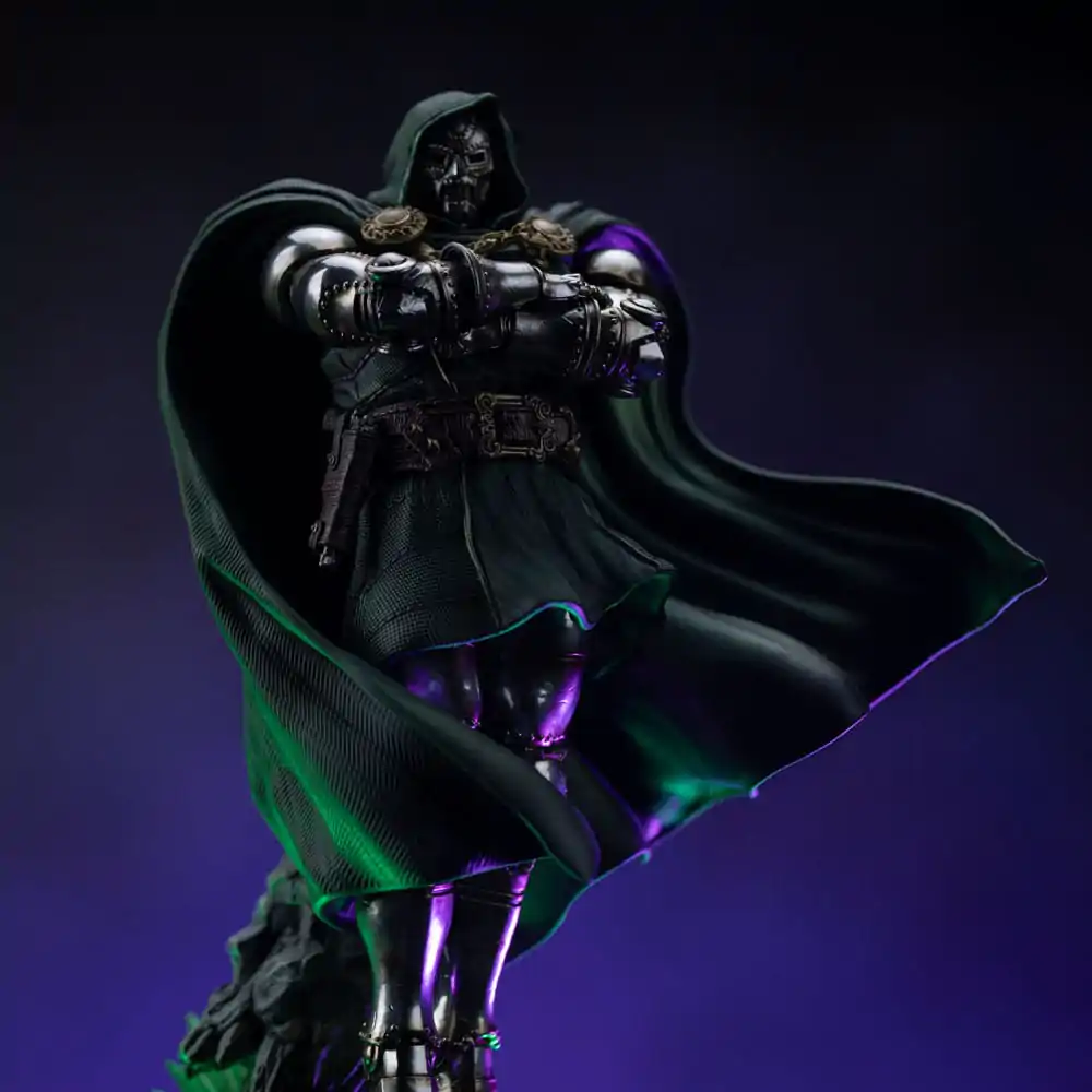 The Infinity Gauntlet Marvel Legends Diorama Socha 1/10 Doctor Doom Deluxe Edition 42 cm produktová fotografia