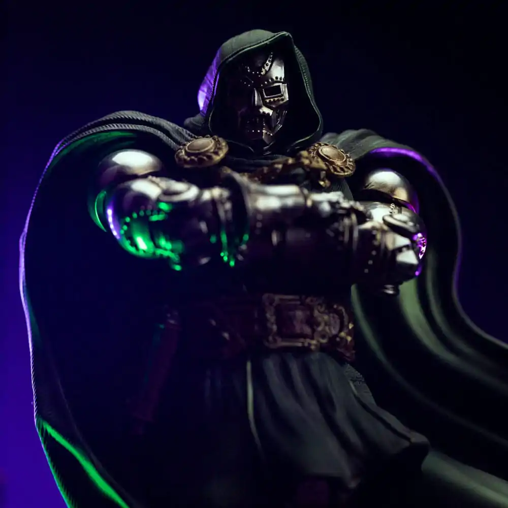 The Infinity Gauntlet Marvel Legends Diorama Socha 1/10 Doctor Doom 30 cm produktová fotografia