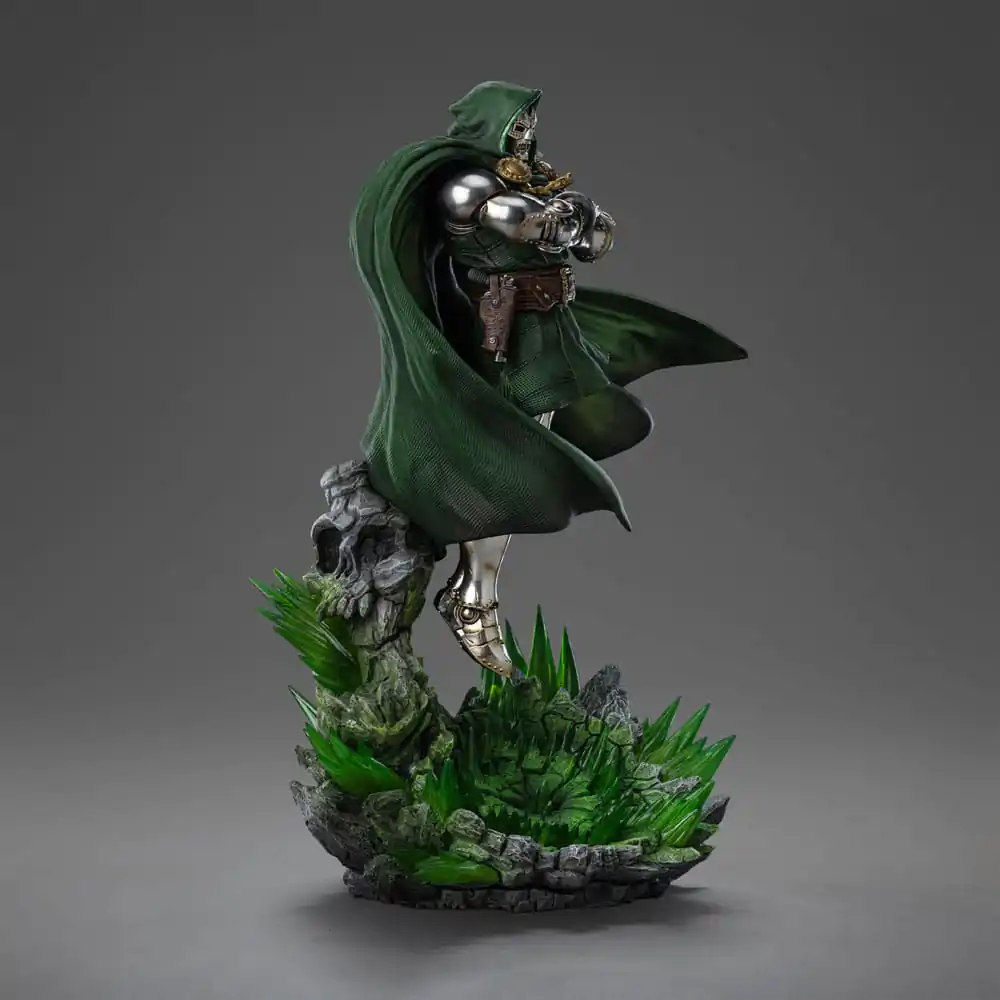 The Infinity Gauntlet Marvel Legends Diorama Socha 1/10 Doctor Doom 30 cm produktová fotografia