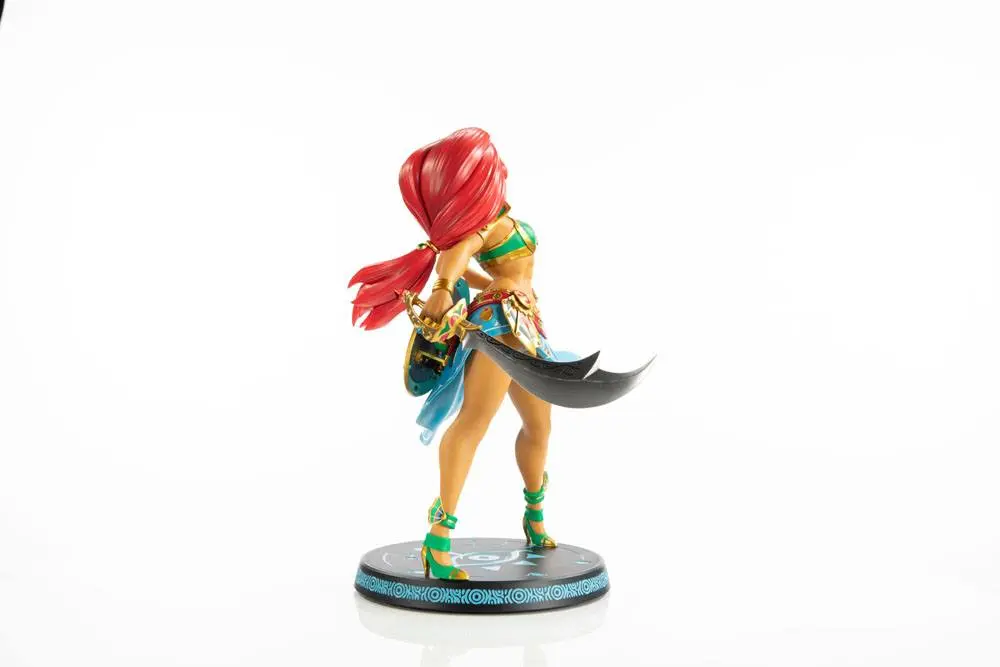 The Legend of Zelda Breath of the Wild PVC figúrka Urbosa štandard kiadás 27 cm termékfotó