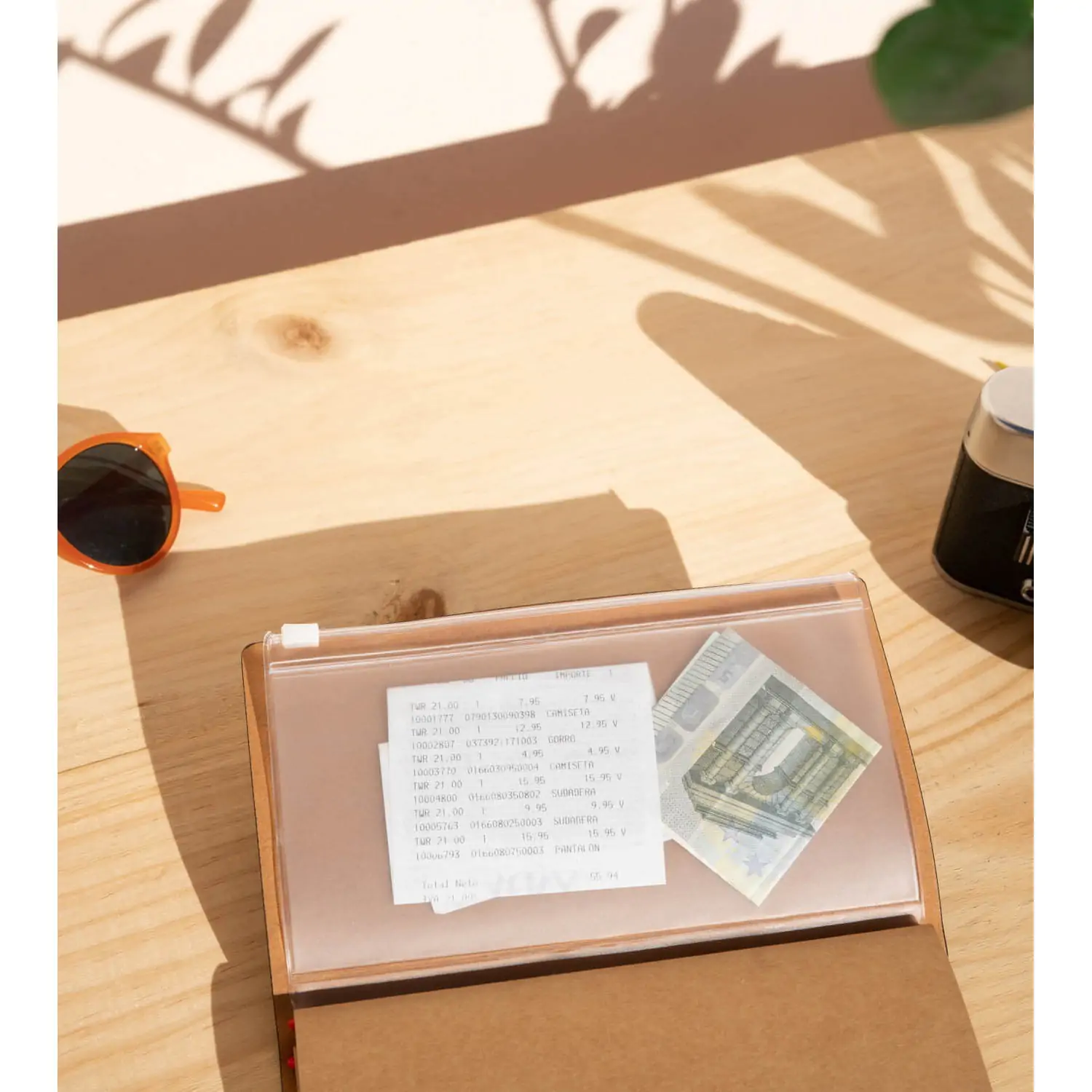 The Witcher Don't Touch Roach zápisník produktová fotografia