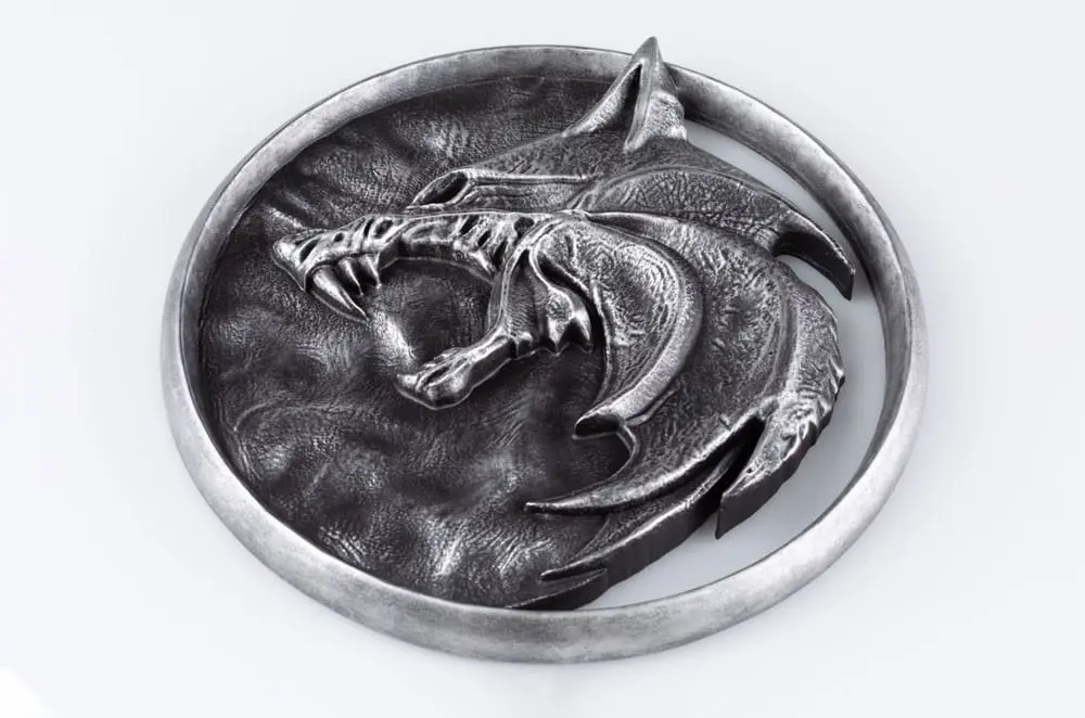 The Witcher Season 03 Replika nástenná plaketa Wolf Medallion produktová fotografia