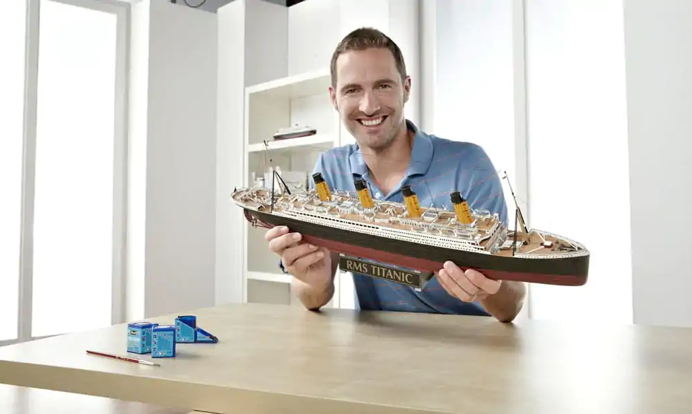 Titanic Model Kit Darčekový Set 1/400 R.M.S. Titanic 100. výročné vydanie 67 cm termékfotó