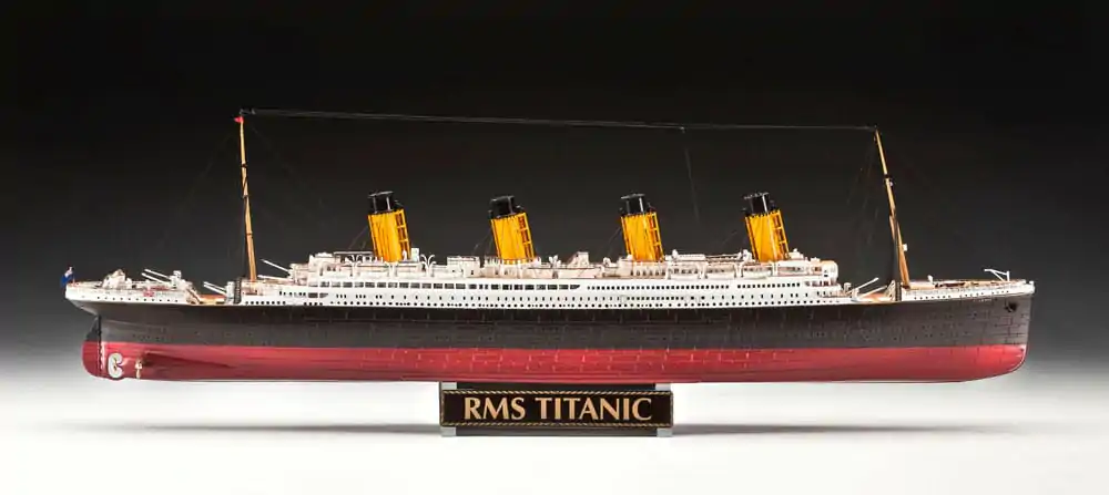 Titanic Model Kit Darčekový Set 1/400 R.M.S. Titanic 100. výročné vydanie 67 cm termékfotó