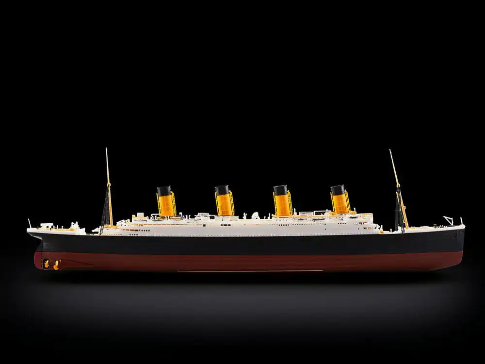 Titanicov adventný kalendár RMS Titanic stavebnica s modelom v mierke 1/600 termékfotó