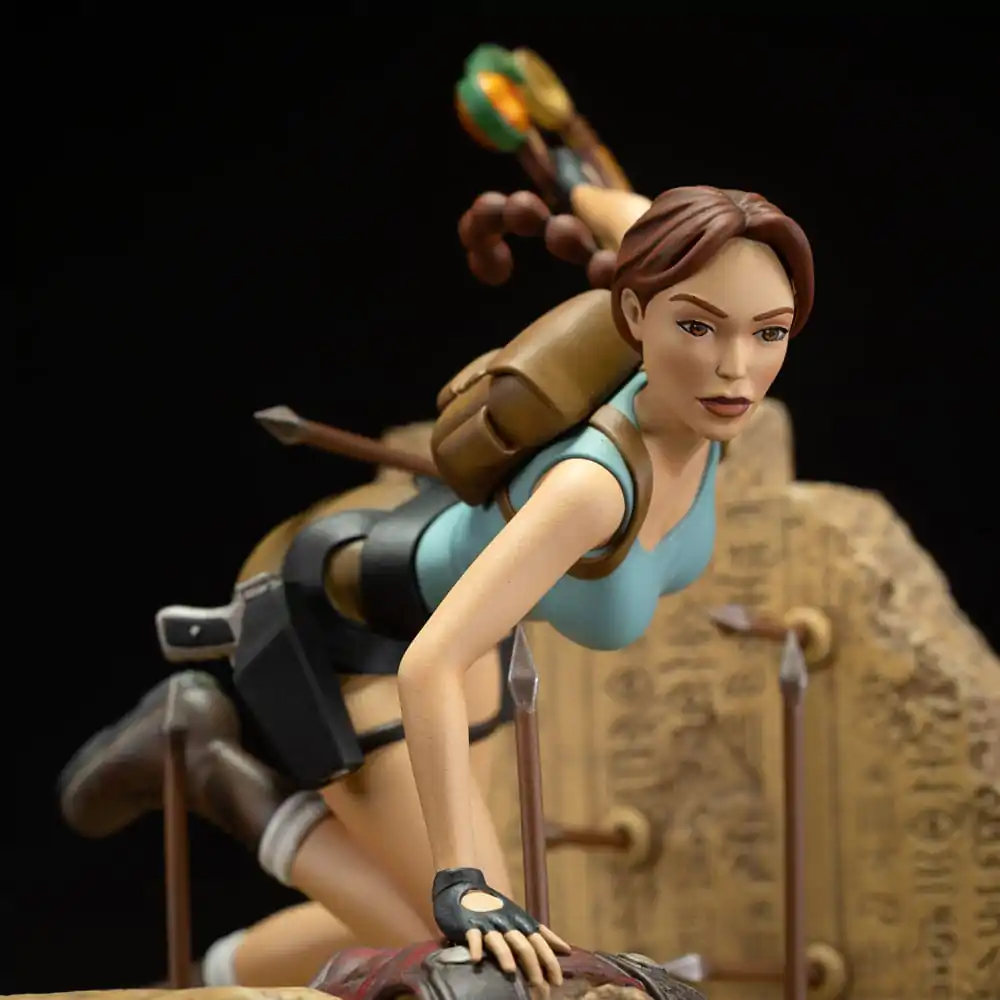 Tomb Raider 1996 PVC soška Lara Croft Classic Era 17 cm termékfotó