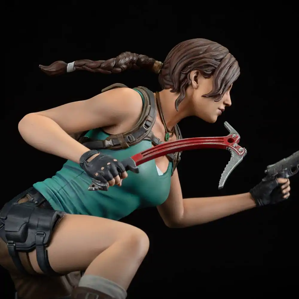 Tomb Raider PVC figúrka Lara Croft 24 cm termékfotó