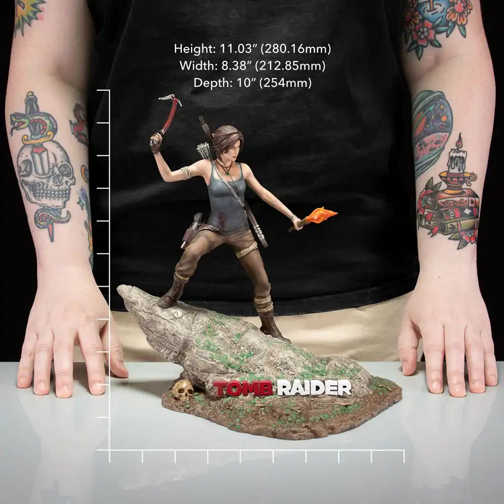 Tomb Raider PVC soška Lara Croft Survivor Era 33 cm termékfotó