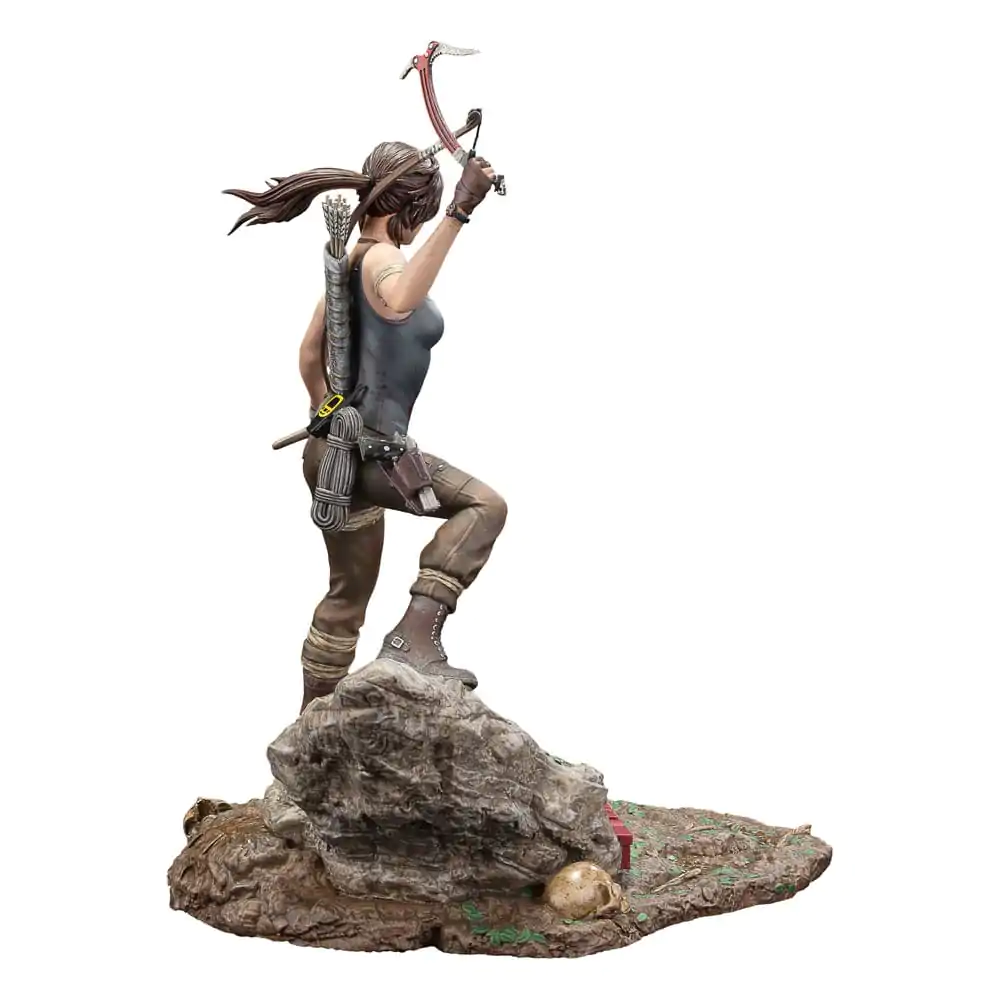 Tomb Raider PVC soška Lara Croft Survivor Era 33 cm termékfotó