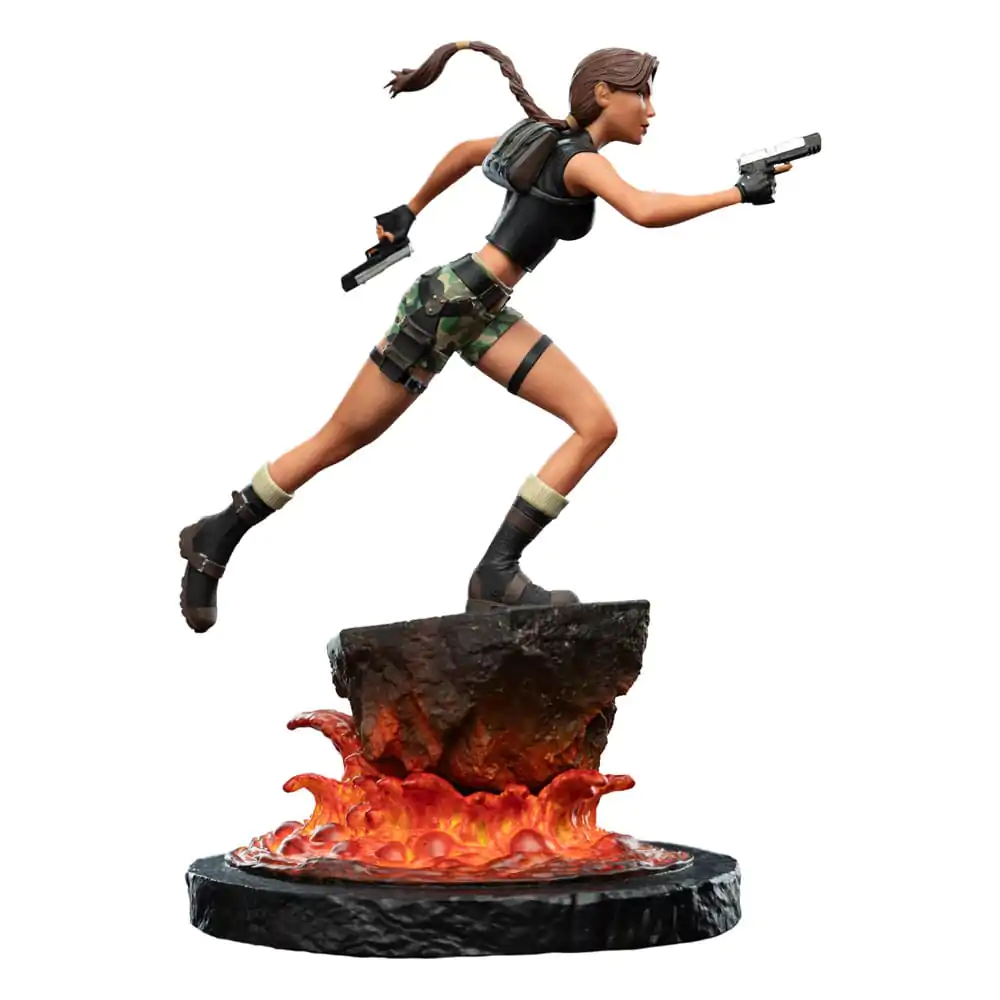 Tomb Raider Mini soška Lara Croft: The Sanctuary of Flame 18 cm produktová fotografia
