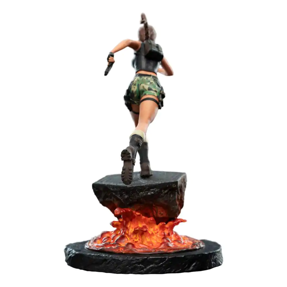 Tomb Raider Mini soška Lara Croft: The Sanctuary of Flame 18 cm produktová fotografia