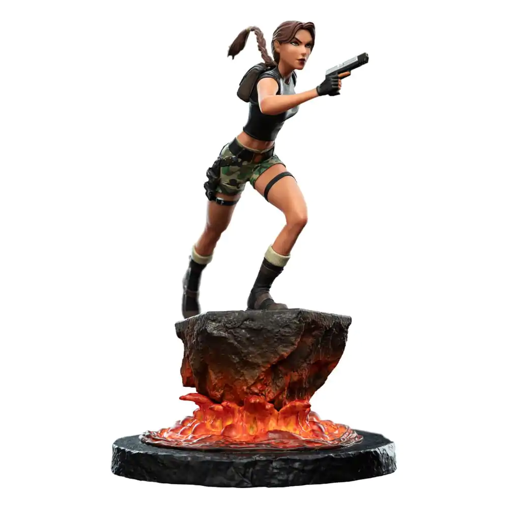 Tomb Raider Mini soška Lara Croft: The Sanctuary of Flame 18 cm produktová fotografia