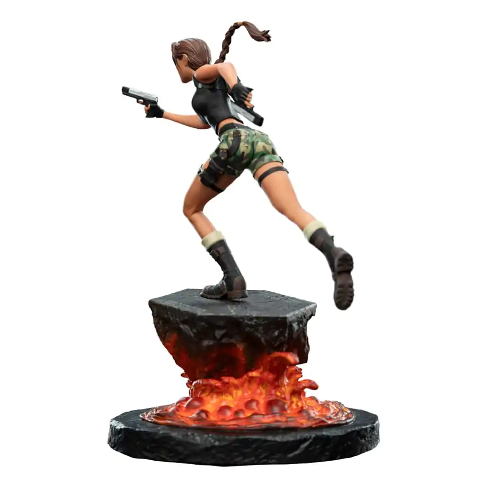 Tomb Raider Mini soška Lara Croft: The Sanctuary of Flame 18 cm produktová fotografia