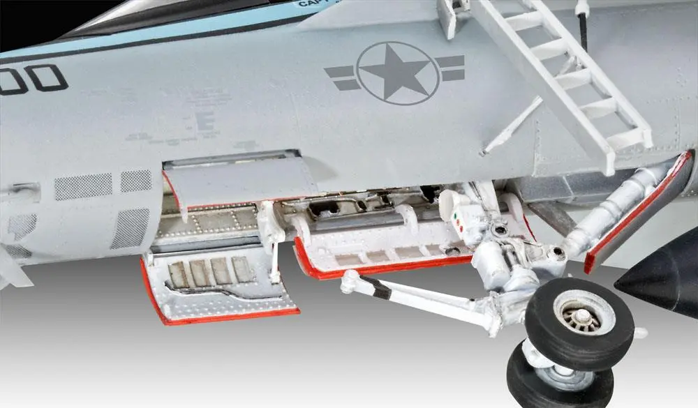 Top Gun: Maverick Model Kit 1/48 Maverick´s F/A-18E Super Hornet 38 cm produktová fotografia