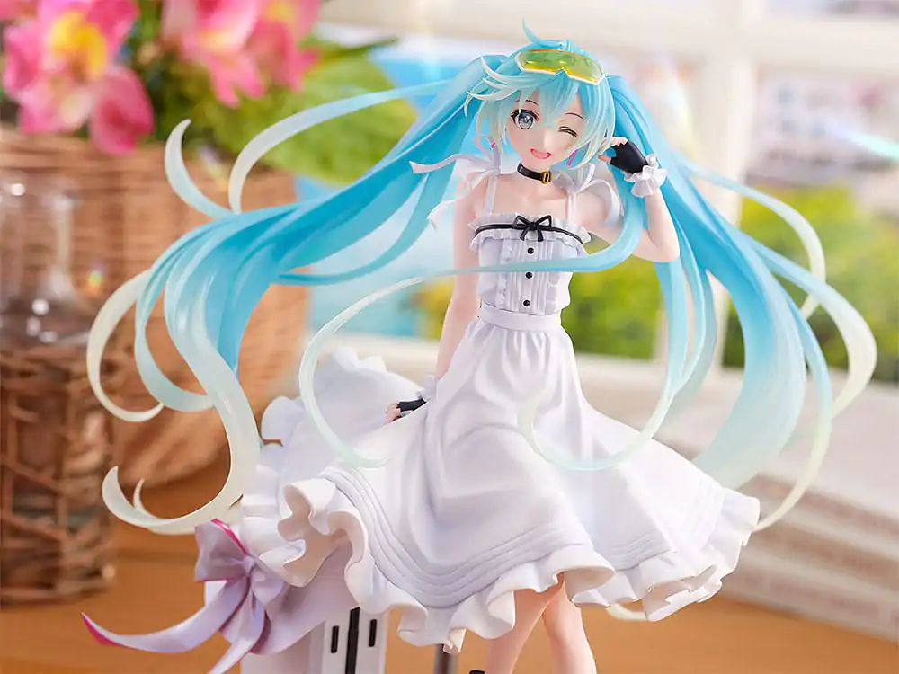 Hatsune Miku GT Project Original PVC socha 1/7 Vacation Style Ver. 24 cm produktová fotografia