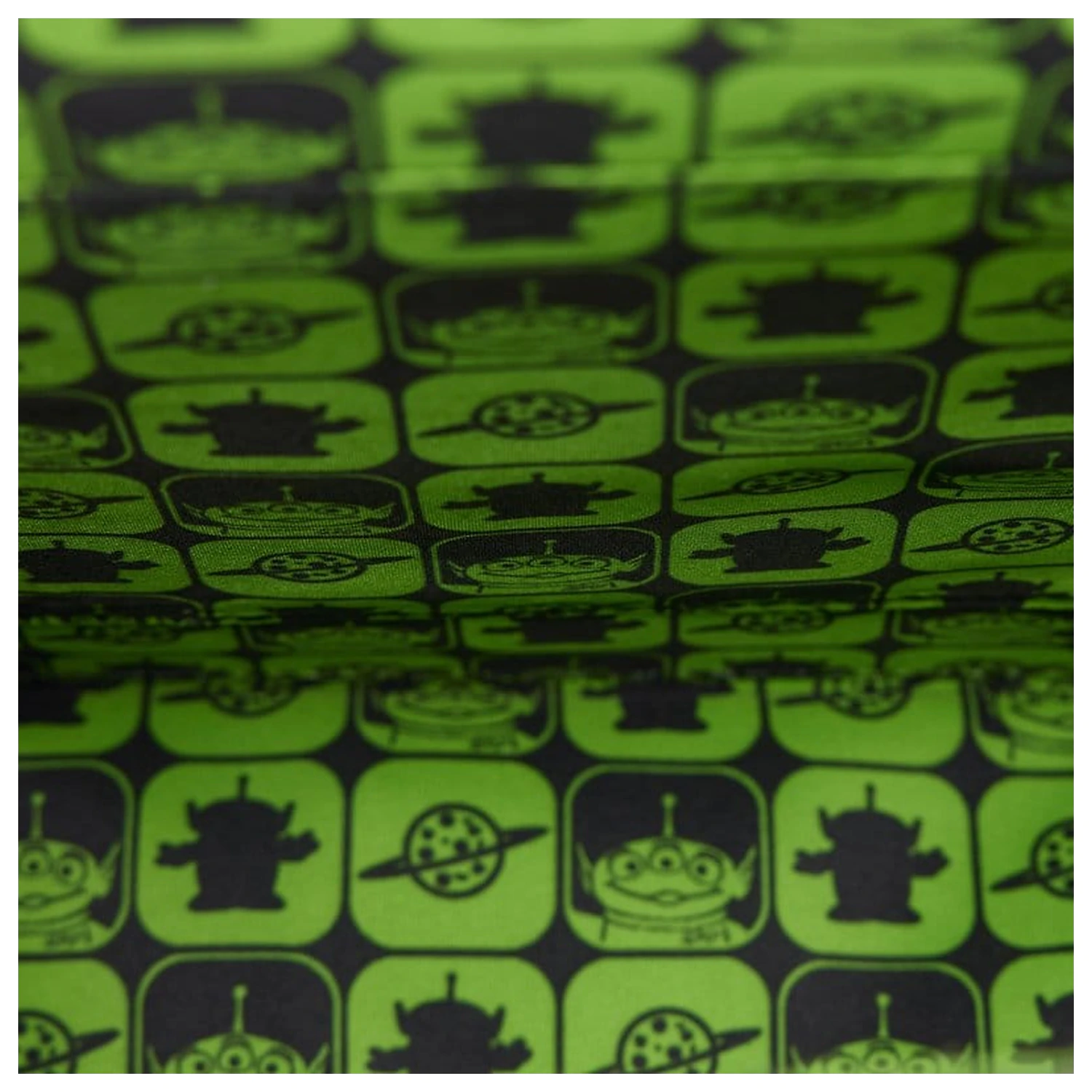 Toy Story 5 Aliens Charm Crossbody taška produktová fotografia