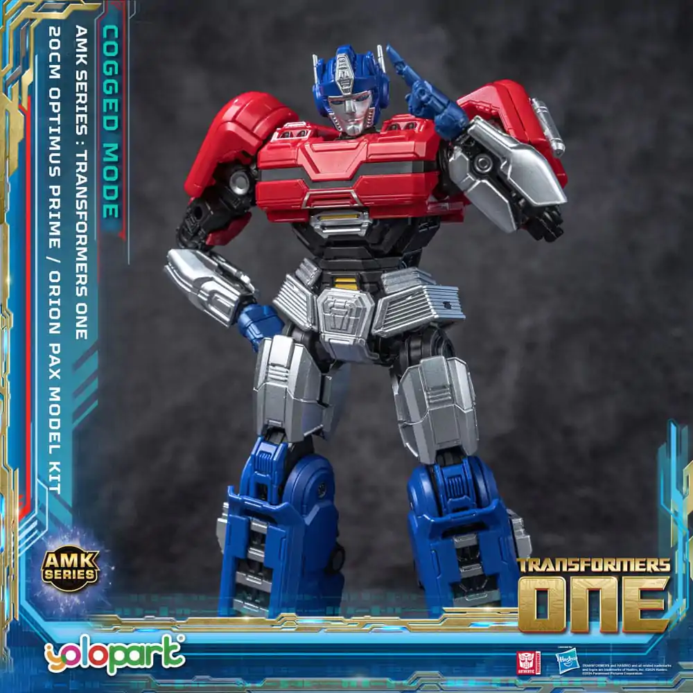 Transformers 8 AMK Series Plastic Model Kit Orion Pax 20 cm termékfotó