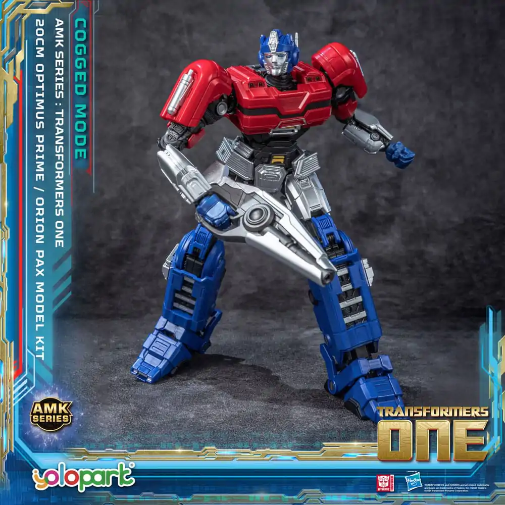 Transformers 8 AMK Series Plastic Model Kit Orion Pax 20 cm termékfotó