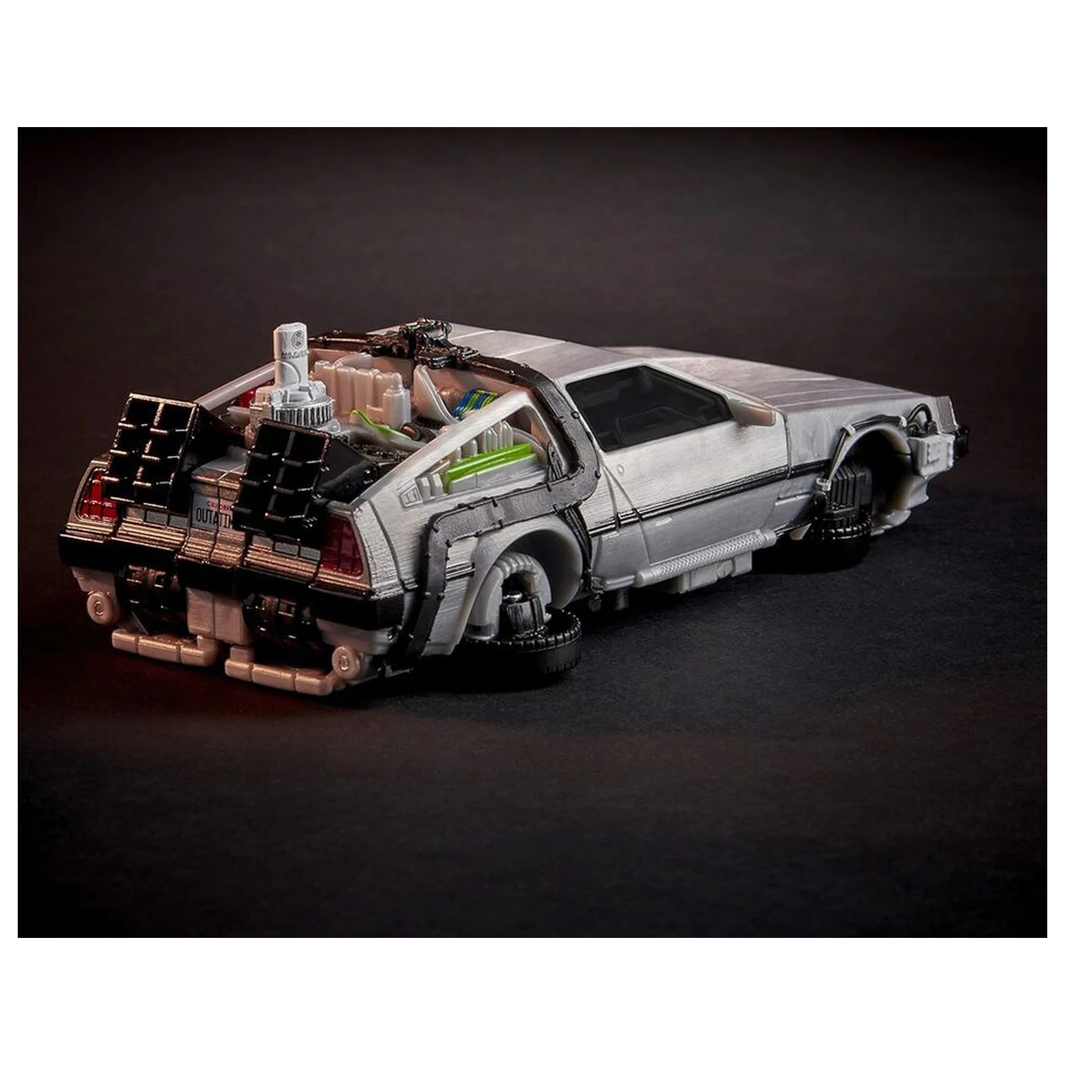 Transformers Back to the Future Delorean Gigawatt figúrka 14 cm produktová fotografia