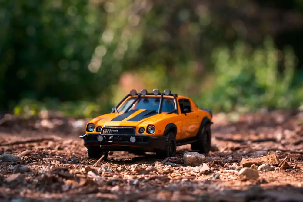 Transformers Diecast Model 1/24 1977 Chevy Camaro T7 Bumblebee – odlievaný model produktová fotografia