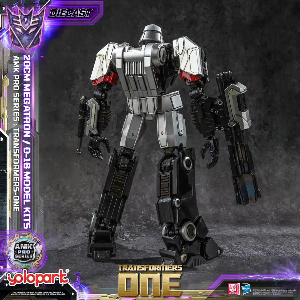 Transformers: Generation One AMK Pro Series Plastový model kit D-16/Megatron Final Form 20 cm produktová fotografia