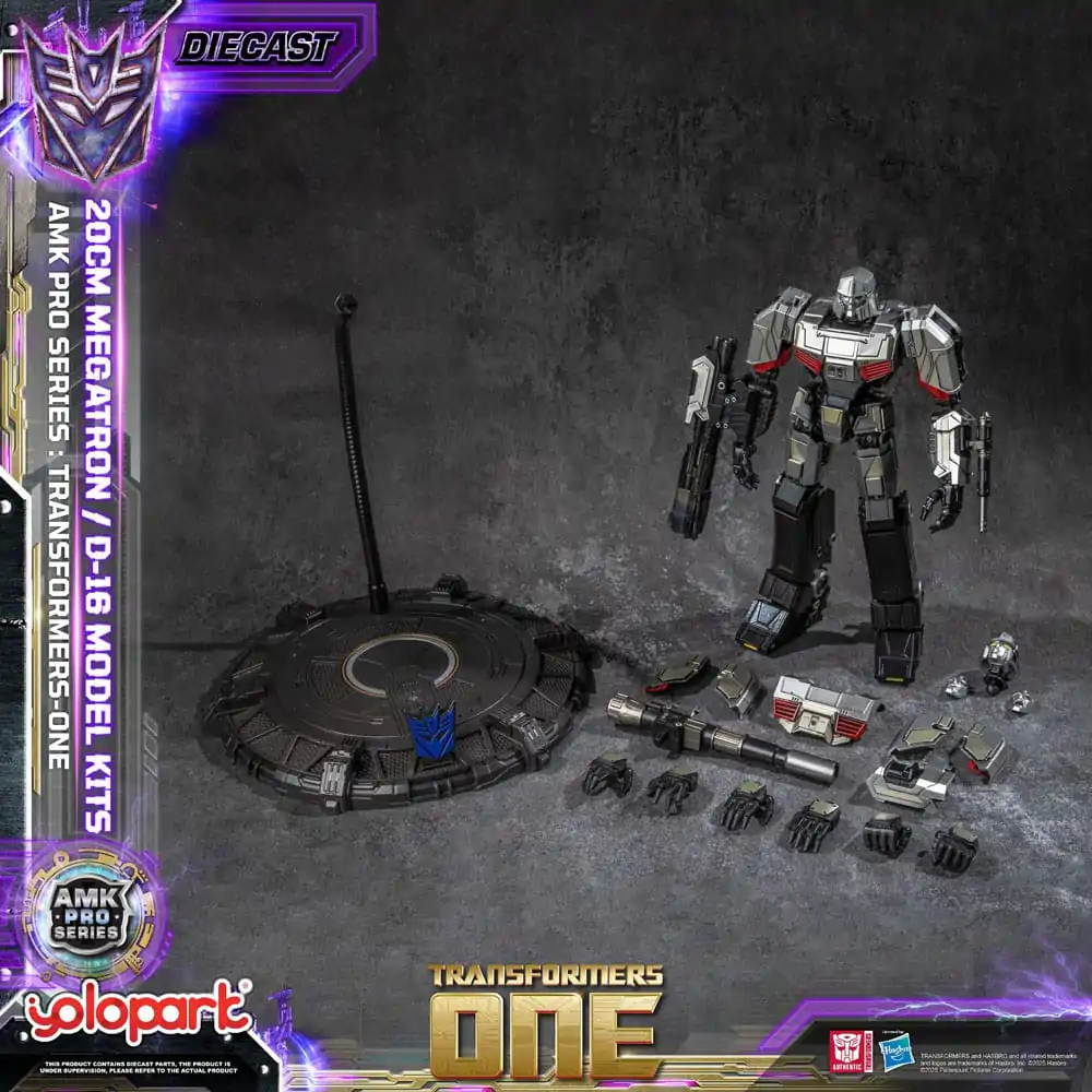 Transformers: Generation One AMK Pro Series Plastový model kit D-16/Megatron Final Form 20 cm produktová fotografia