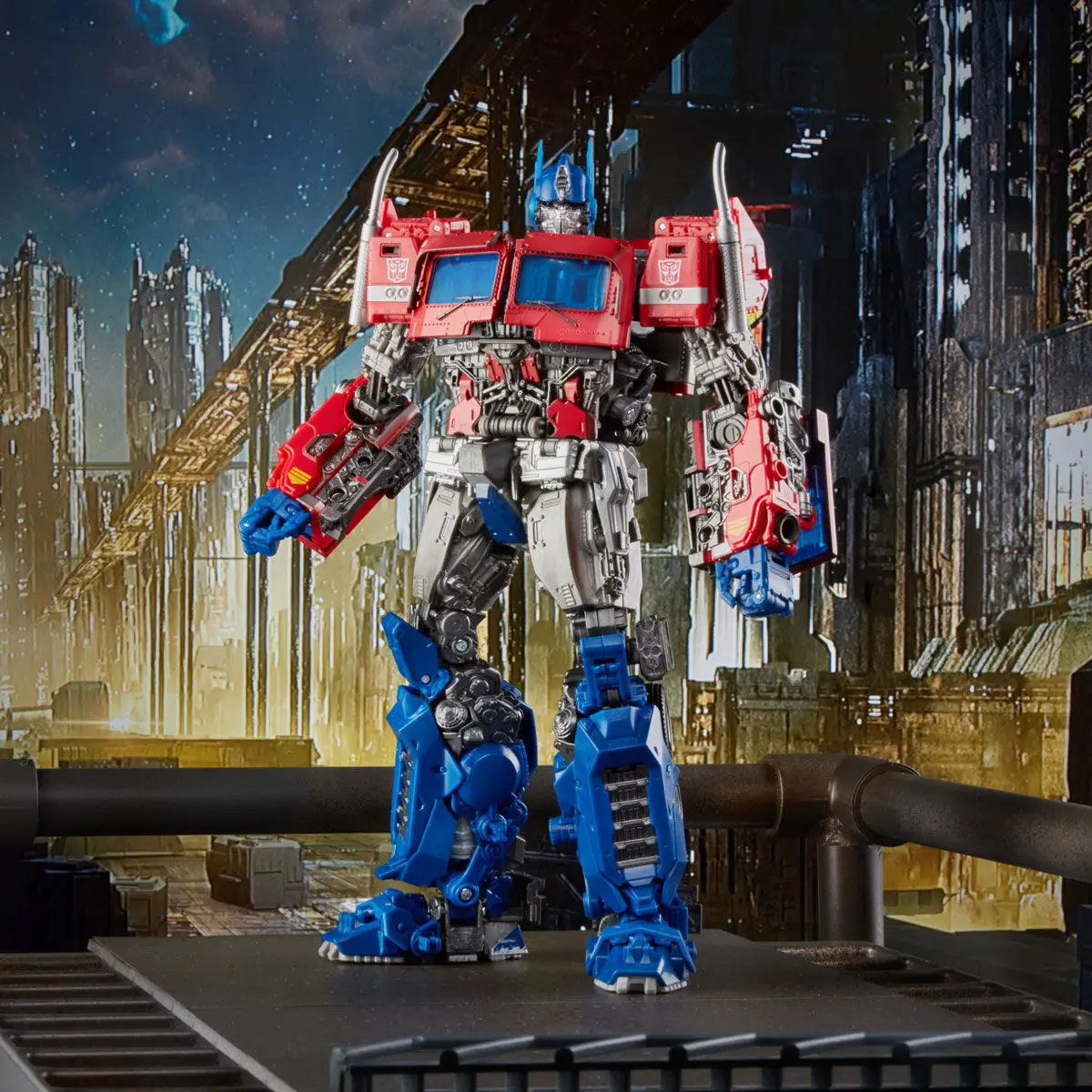 Transformers Move Masterpiece Bumblebee Optimus Prime 27cm termékfotó