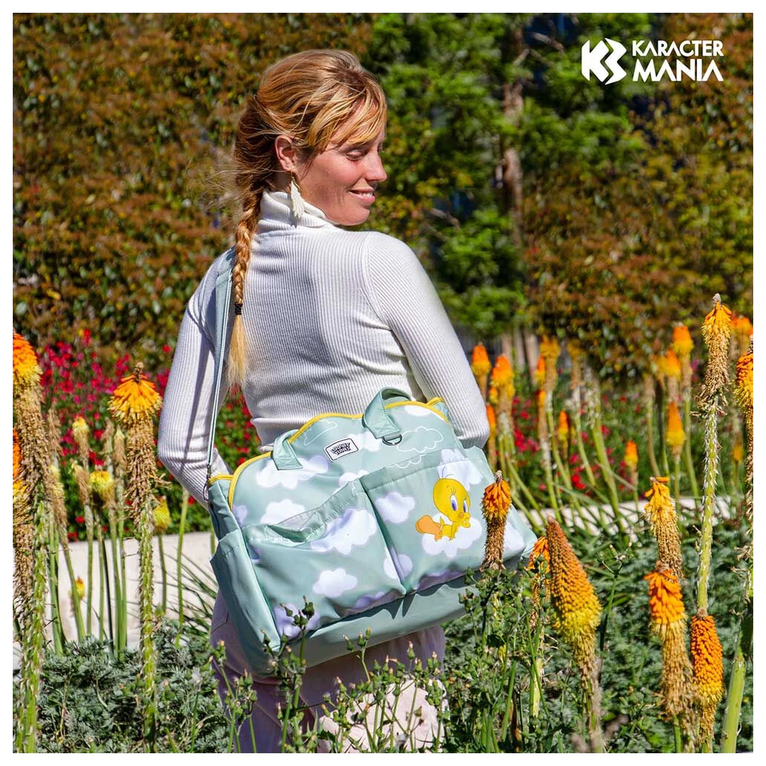 Tweety Clouds tehotenská taška produktová fotografia