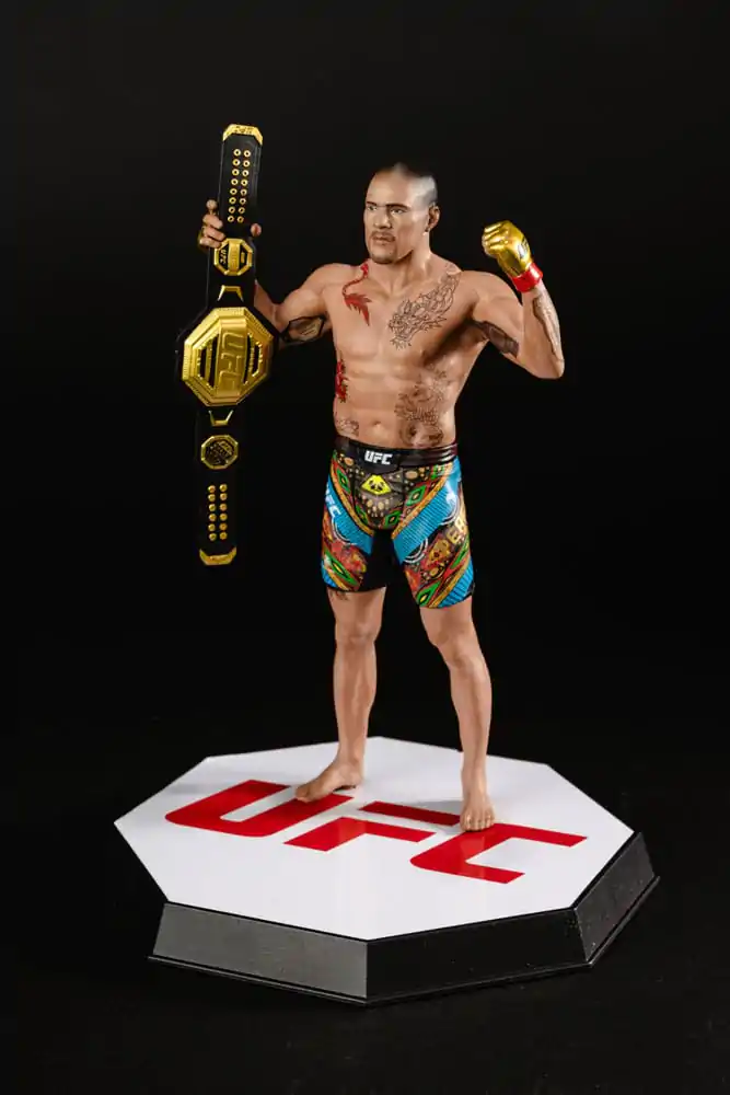 UFC Posed PVC socha Alex Pereira 18 cm produktová fotografia