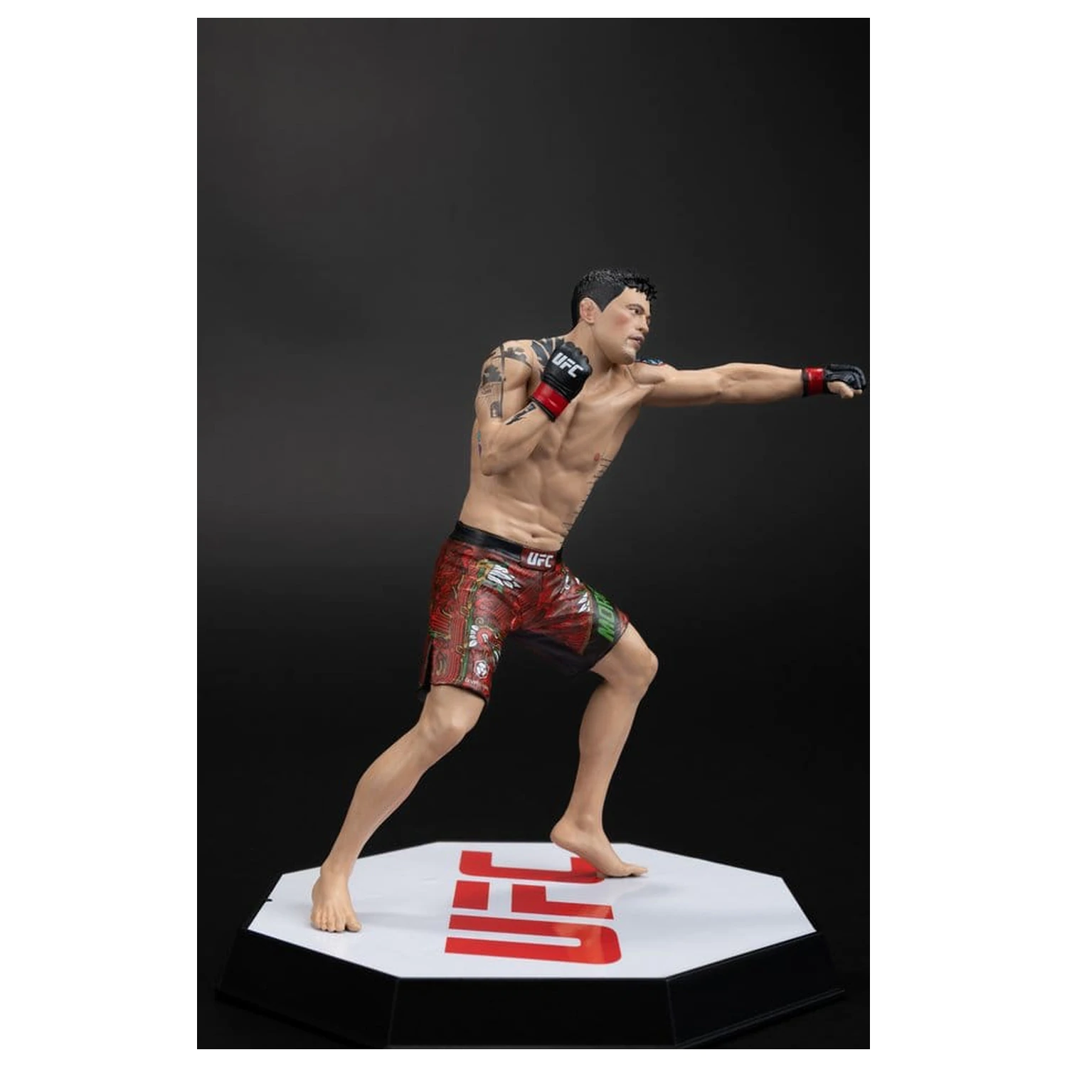 UFC Posed PVC Socha Brandon Moreno 16 cm produktová fotografia