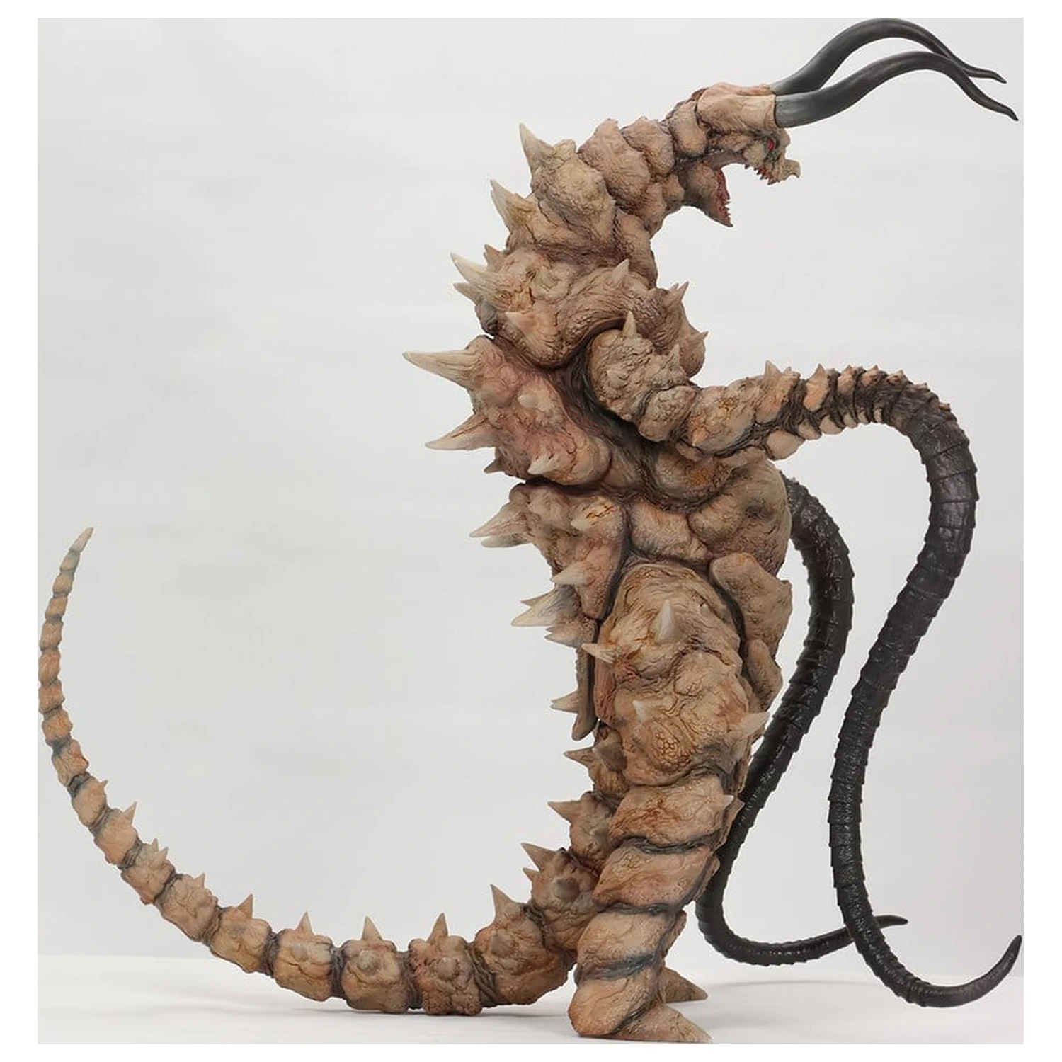 Ultraman Kaiju Remix Series Vinyl Figure Gudon 34 cm produktová fotografia