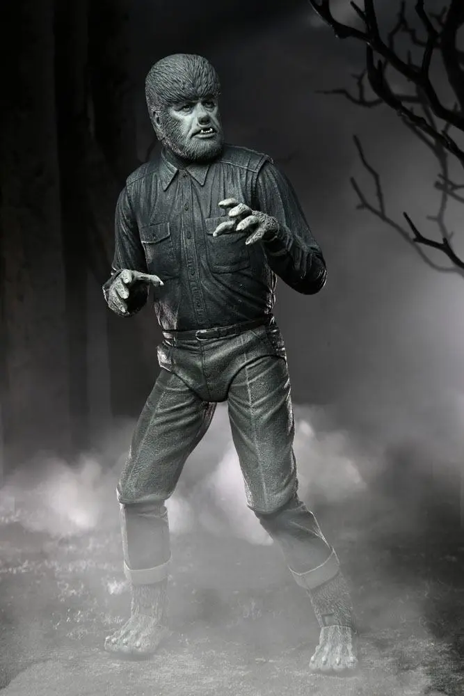 Universal Monsters Akčná figúrka Ultimate The Wolf Man (čierna a biela) 18 cm produktová fotografia