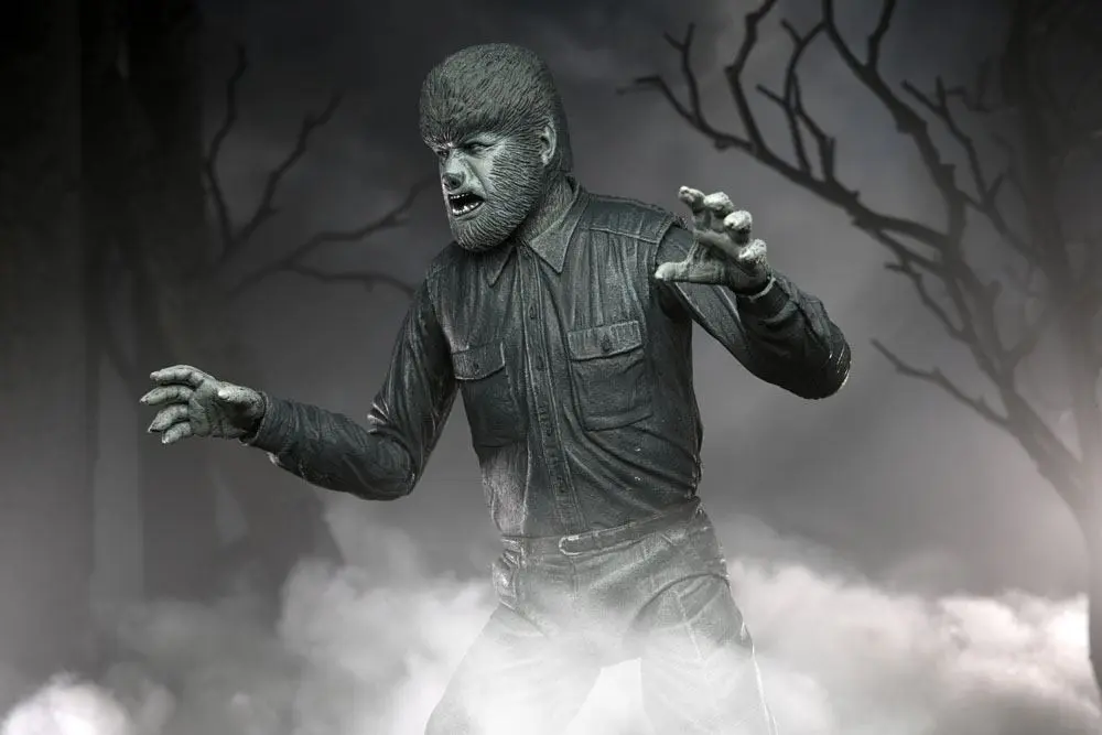 Universal Monsters Akčná figúrka Ultimate The Wolf Man (čierna a biela) 18 cm produktová fotografia