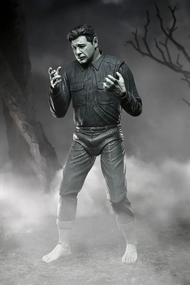 Universal Monsters Akčná figúrka Ultimate The Wolf Man (čierna a biela) 18 cm produktová fotografia