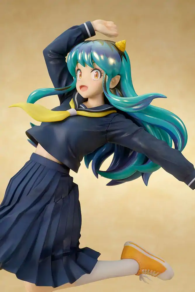 Urusei Yatsura Socha figúrka PVC 1/7 Lum Uniform Ver. 28 cm termékfotó