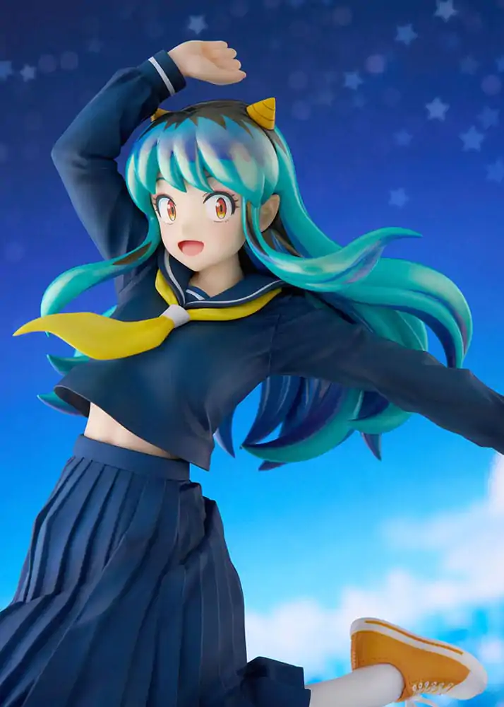 Urusei Yatsura Socha figúrka PVC 1/7 Lum Uniform Ver. 28 cm termékfotó