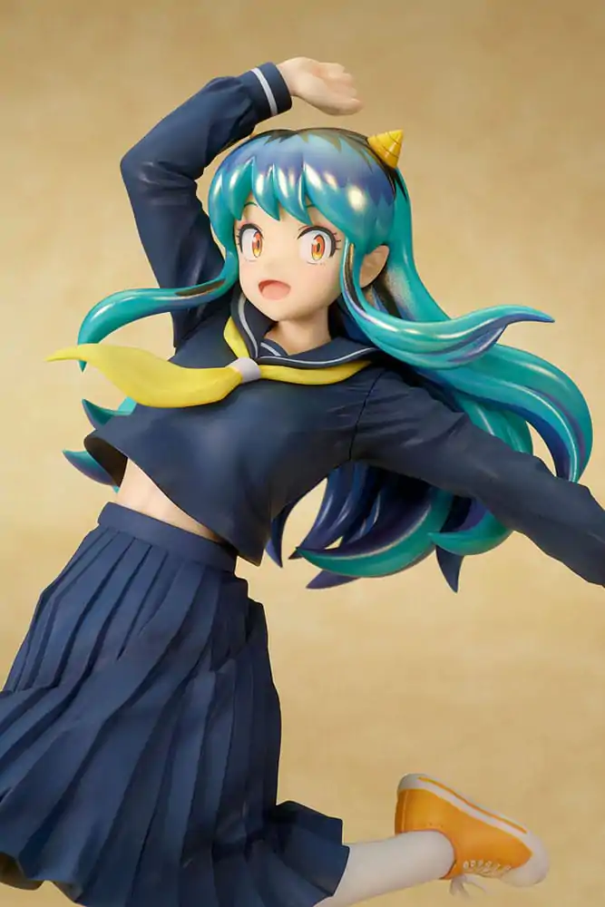 Urusei Yatsura Socha figúrka PVC 1/7 Lum Uniform Ver. 28 cm termékfotó