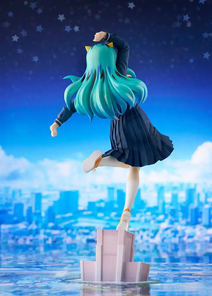 Urusei Yatsura Socha figúrka PVC 1/7 Lum Uniform Ver. 28 cm termékfotó