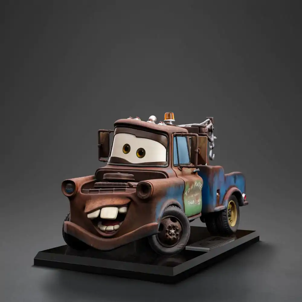 Cars Art Scale Socha 1/10 Tow Mater 17 cm produktová fotografia