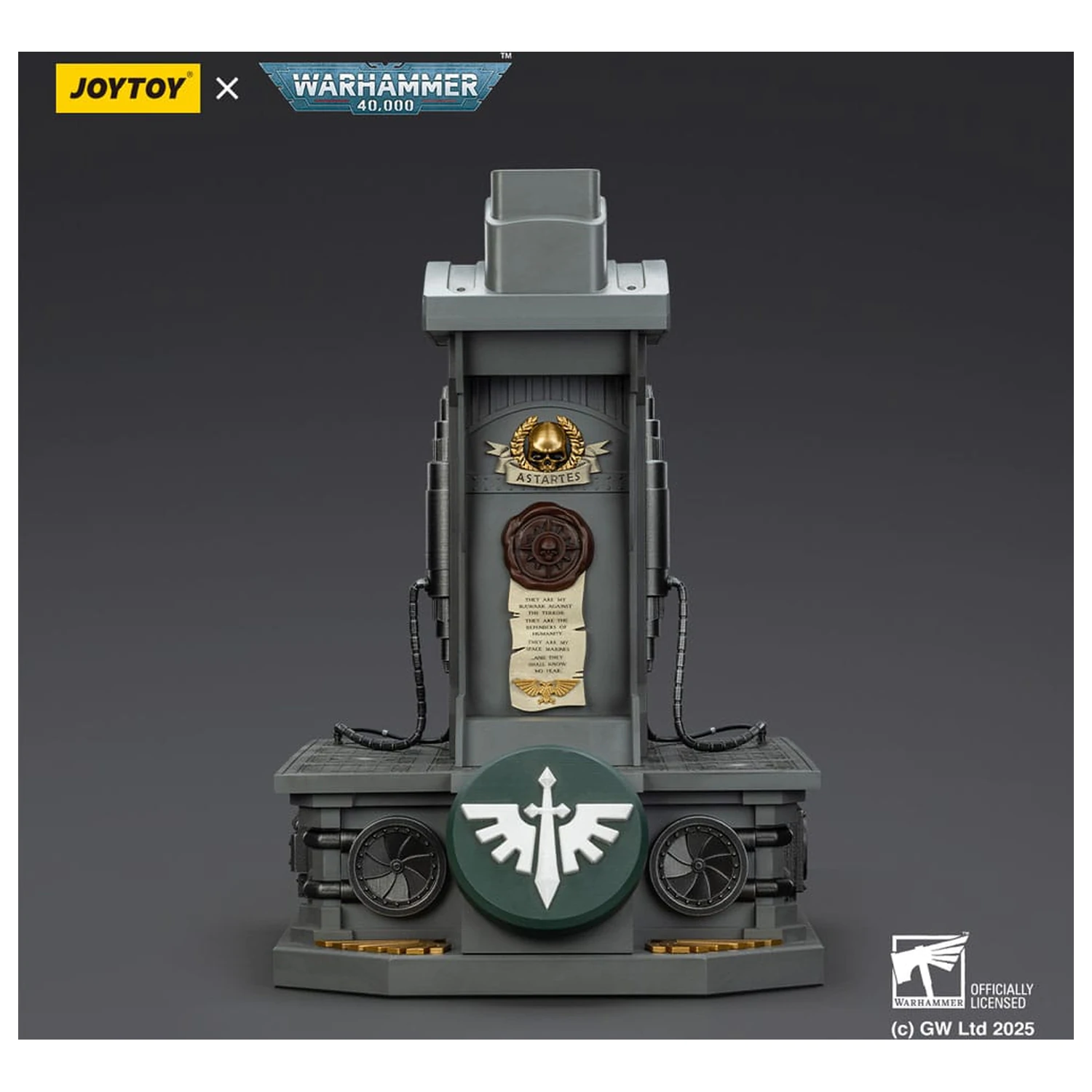 Warhammer 40,000: Dark Angels MkX Helmet & Display Stand 44 cm produktová fotografia