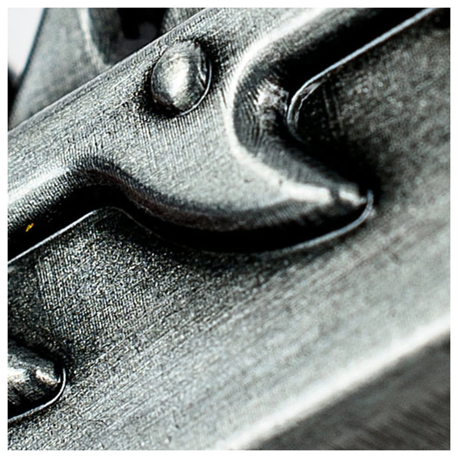 Warhammer 40,000 Otvárač na fľaše Chaos Chainsword produktová fotografia