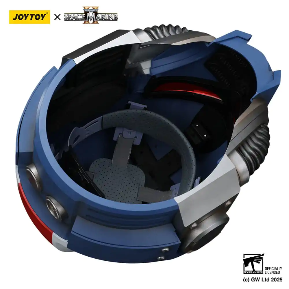 Warhammer 40,000: Space Marine 2 Replika prilba Ultramarines Lieutenant Titus 30 cm produktová fotografia