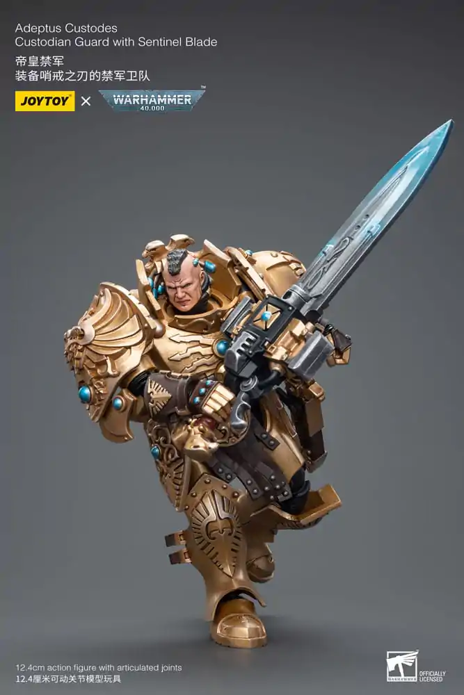 Warhammer 40k Akčná figúrka 1/18 Adeptus Custodes Custodian Guard with Sentinel Blade produktová fotografia