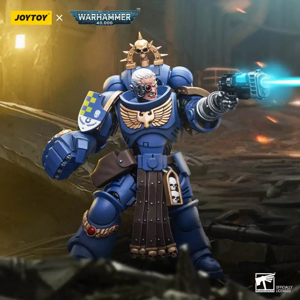 Warhammer 40k Akčná figúrka 1/18 Ultramarines Lieutenant with Power Fist 12 cm produktová fotografia