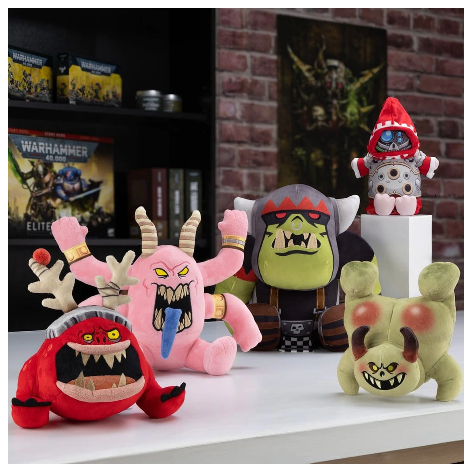 Warhammer plyšová figúrka Bounca produktová fotografia