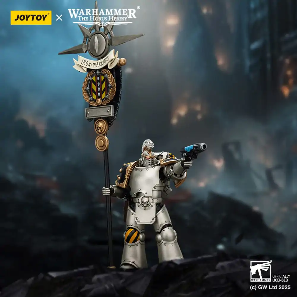 Warhammer The Horus Heresy Akčná figúrka 1/18 lron Warriors Command Squad Chosen with Legion Standard 12 cm produktová fotografia