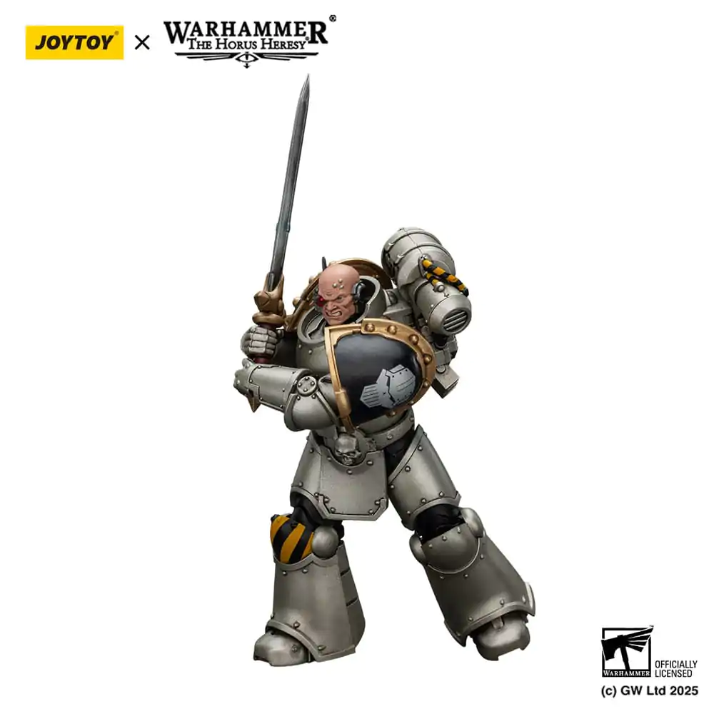 Warhammer The Horus Heresy Akčná figúrka 1/18 lron Warriors Command Squad Chosen with Legion Standard 12 cm produktová fotografia