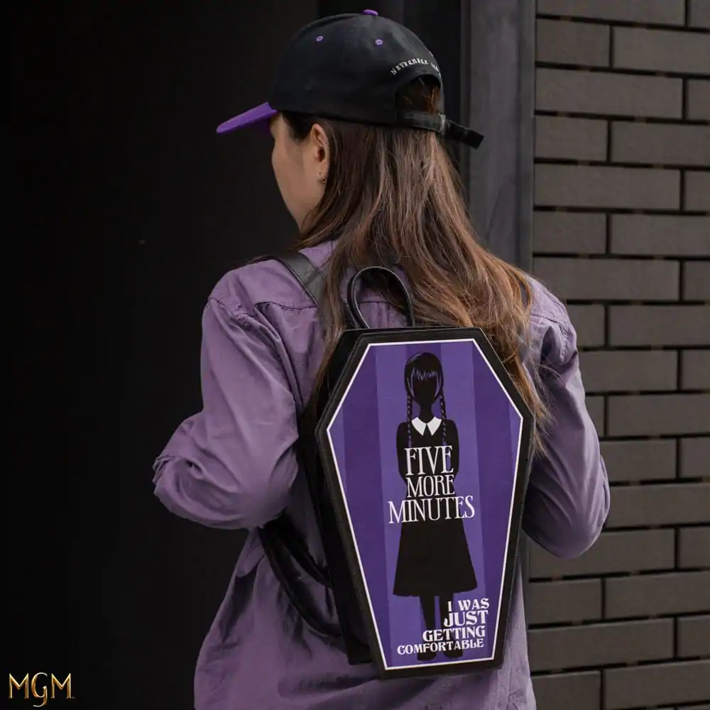 Wednesday ruksak Wednesday Coffin produktová fotografia