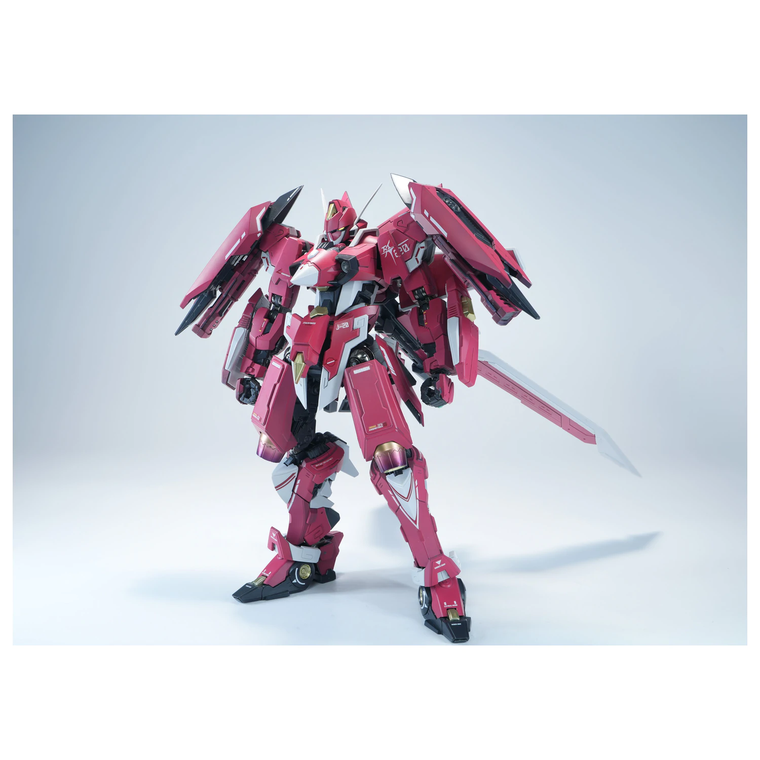 X-PLAY J-20 Cang Wei Crimson Flowing Gold Model Kit 21 cm produktová fotografia