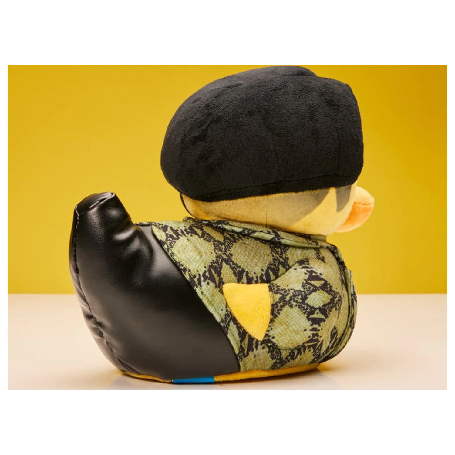 Yakuza Goro Majima plyšová hračka 23cm produktová fotografia